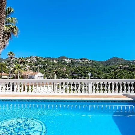 Natalia C101 ヴィラ *